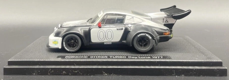 Ebbro 1/43 保时捷 911 RSR Turbo Daytona 1977 #00 #44019 — 第 2/4 张图片