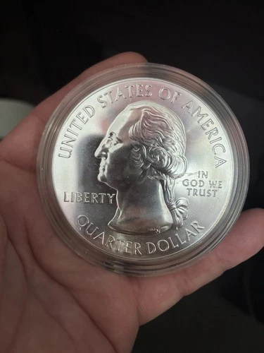 HUGE 2015 5 Ounces of  .999 Fine Silver Saratoga New York Silver Bullion Coin