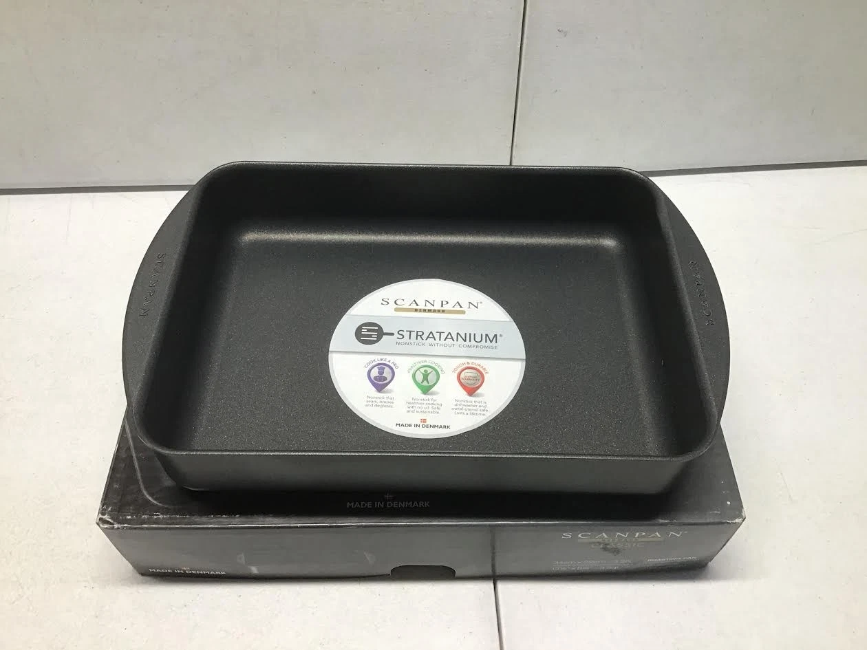 Scanpan Classic 3.25 QT (13.5 inch x 8.75 inch) Roasting Pan