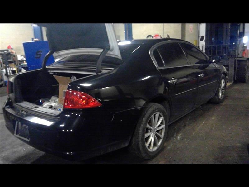 Audio Equipment Radio AM-FM-CD-MP3 Opt US8 Fits 07 LUCERNE 176215