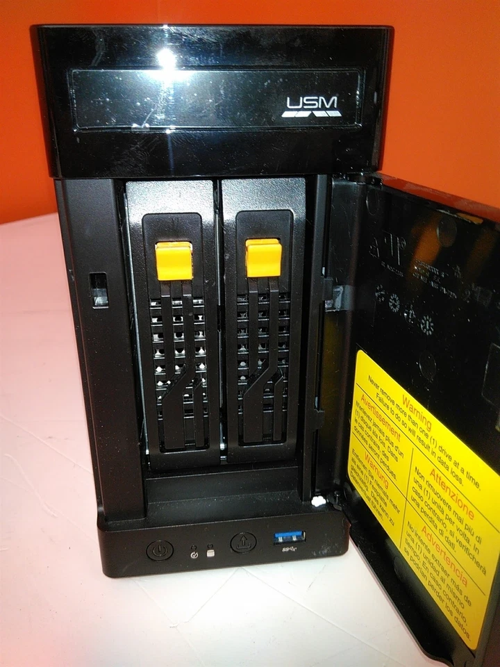 Defective Seagate Business Storage SRN02D 2-Bay NAS NO HDD NO Power Supply AS-IS - Image 3 of 4