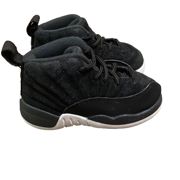 All black sale suede jordan 12