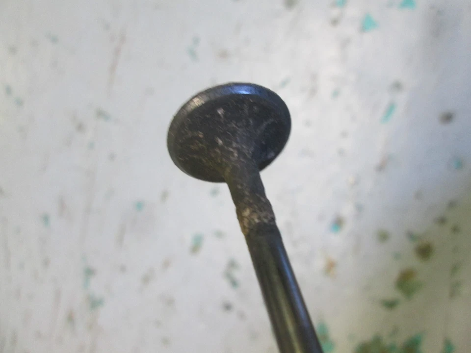 YAMAHA FZ700 / 750 / FZX700 / 750 ВЫПУСКНЫЕ КЛАПАНЫ 1AA-12121-01-00 (КОМПЛЕКТ ИЗ 8) - Изображение 2 из 4