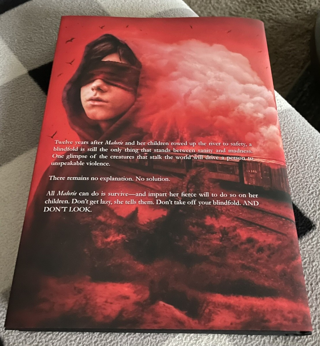 Malorie: a Bird Box Novel Special Edition by Josh Malerman