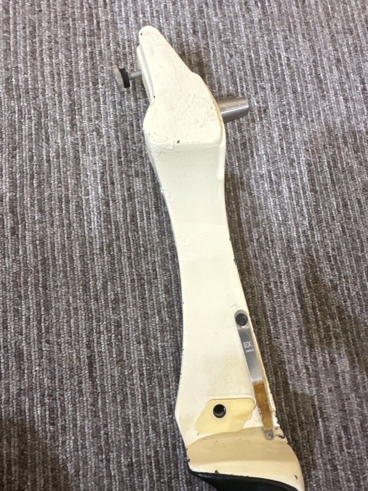 Hoyt TD3 Archery Handle Recurve Bow White eBay