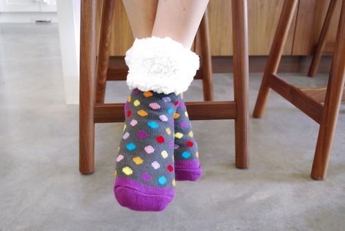 Pudus Unisex Classic Slipper Socks - Picture 5 of 8