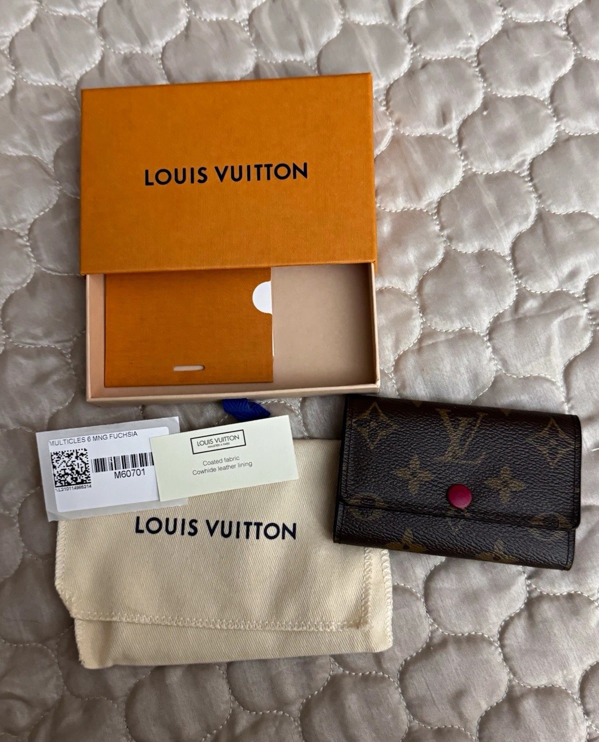 Limited edition Fuschia Louis Vuitton Monogram Multicles 6 Key Holder Wallet