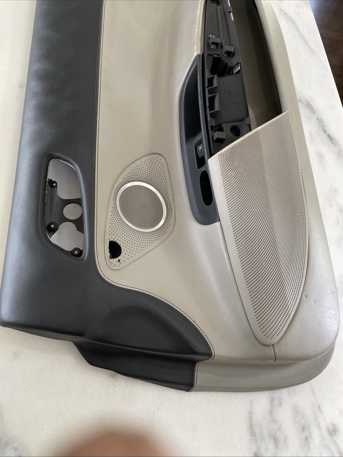 2009- 14 AUDI R8  INTERIOR PASSENGER RIGHT DOOR PANEL OEM BEIGE AND BLACK
