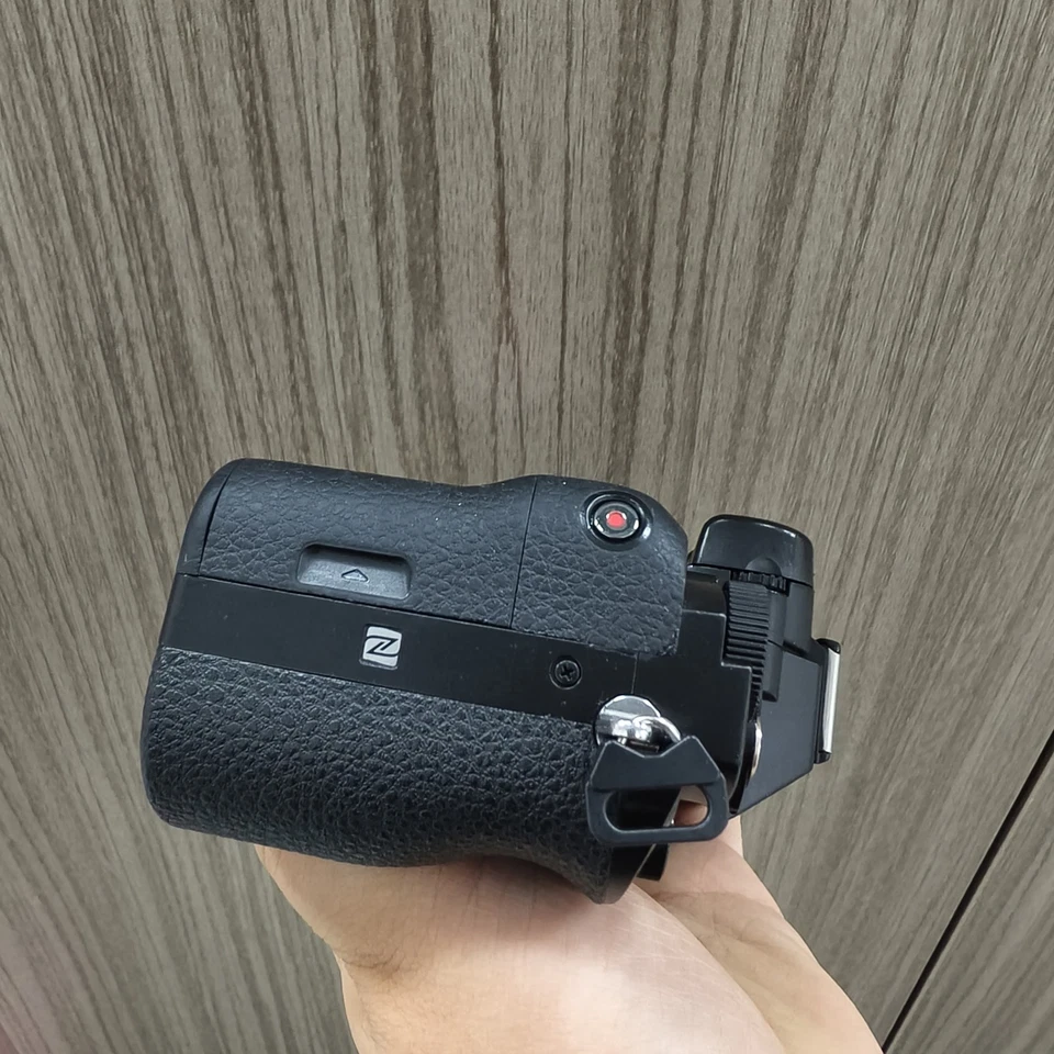 Câmera Digital Sony Alpha A7R ILCE-7R 36.4MP - Preta (Corpo) Língua Inglesa - Imagem 4 de 4