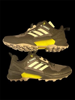 adidas TERREX SWIFT R3 Terrain Hiking Shoe Black  FW2770 Mens Size 10 NWT