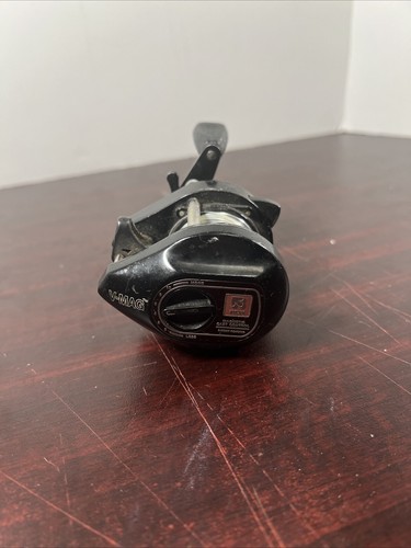 Ryobi V-Mag 4 5.0:1 Ratio Bait Casting Reel Black - Picture 3 of 4