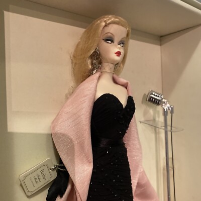 2009 Silkstone Stunning in the Spotlight Barbie doll NRFB Fashion Model