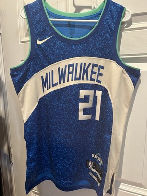 Nike Milwaukee Bucks Jrue Holiday City Edition Swingman Jersey Men s Size 44 (M)