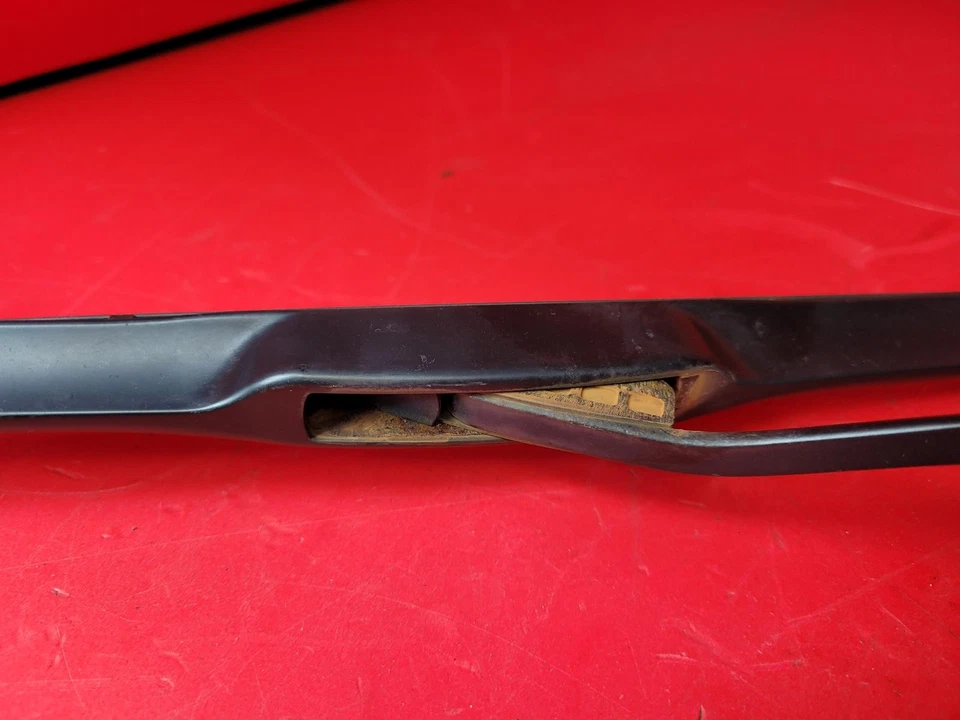 NISSAN MICRA FRONT RIGHT WIPER ARM 2017 5 DOOR - Image 4 of 4