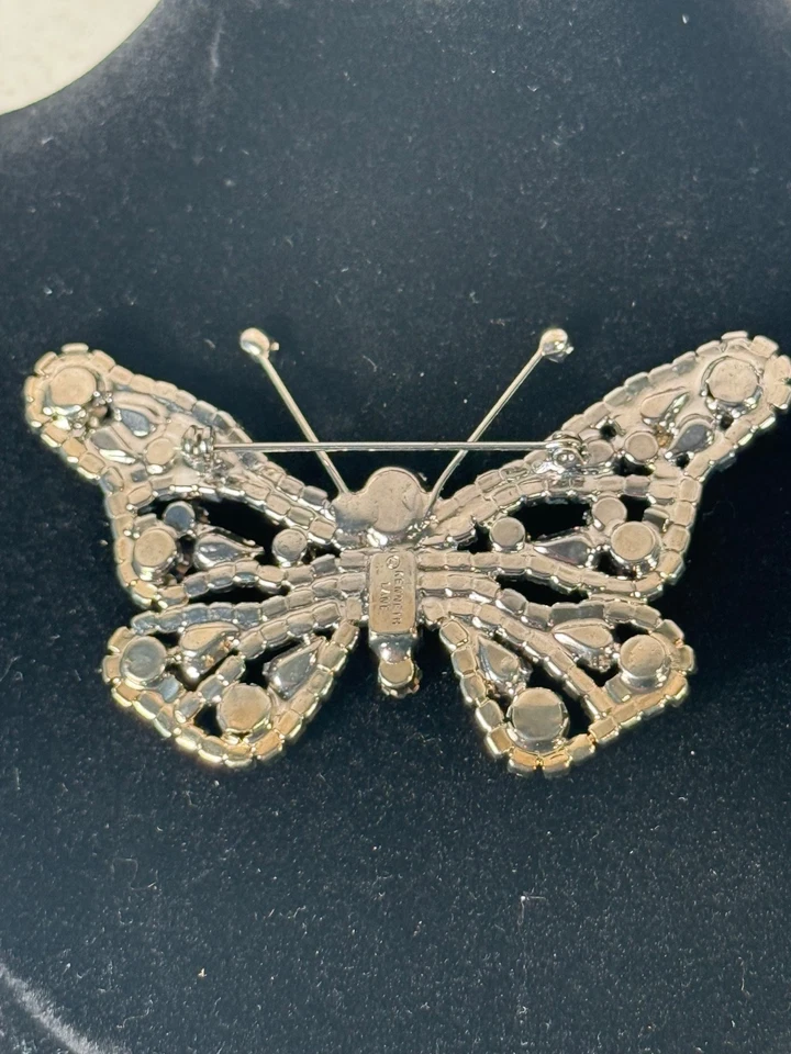 Kenneth Jay Lane Silver Butterfly Brooch Rhinestone Fashion Jewelry Pin Signed - Image 4 of 4