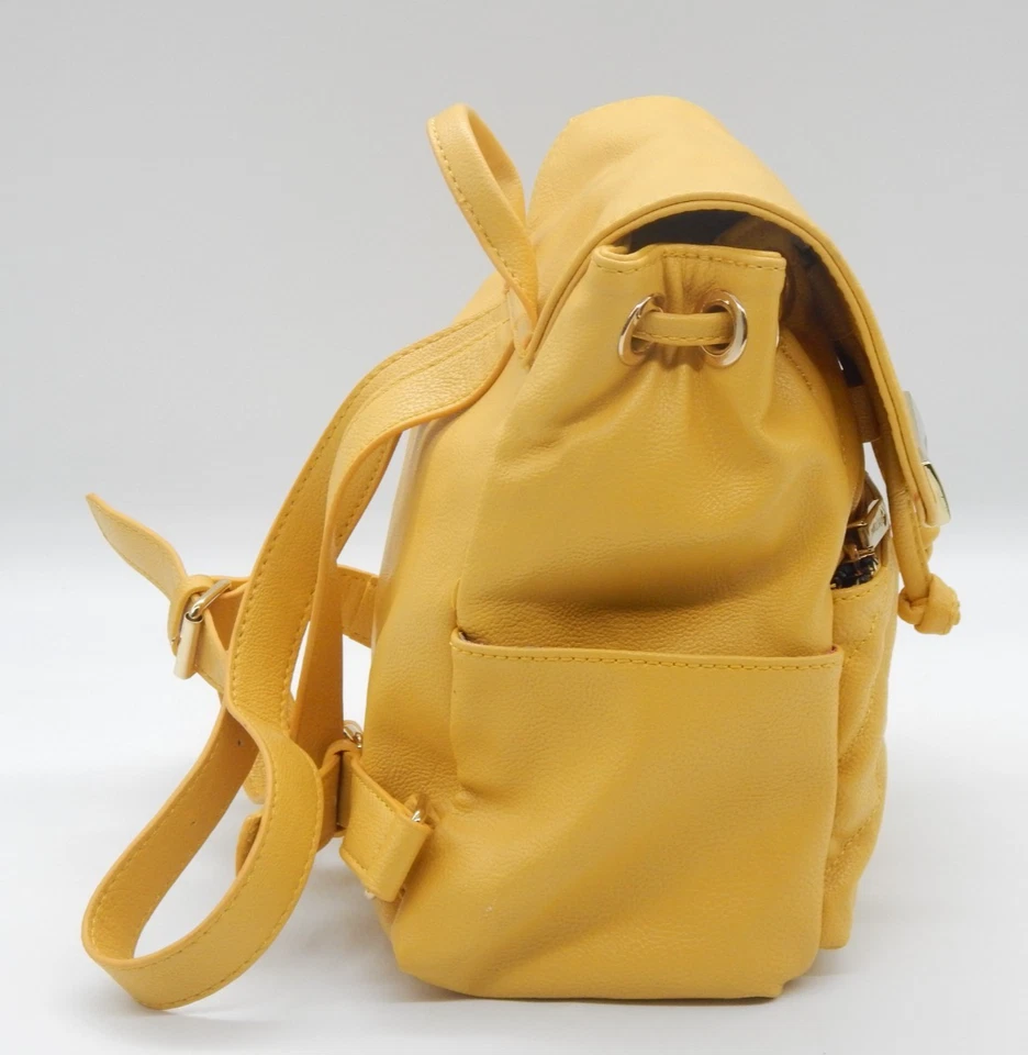 Mochila Betsey Johnson Amarilla Acolchada Forrada con Asa de Transporte Cartera Foto 3 de 4