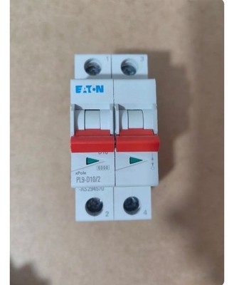 1Pcs New   circuit breaker PL9-D10/2 *le