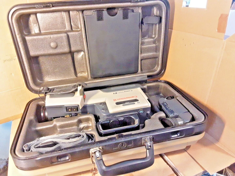 Vintage Canon Canovision 8 Camera Canon VM-E1E + VF-E1E + CASE,  PARTS/REPAIR - Image 2 of 4