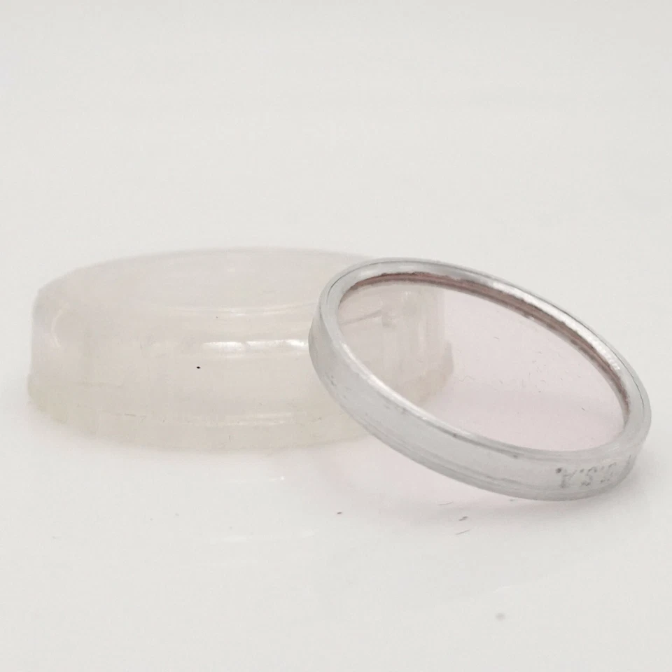 Tiffen 21.5mm Skylight Series 4 Camera Lens Filter & Case #OT-4346 - Image 4 of 4