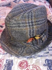 Vintage Men’s  A&S Abraham Straus Plaid Wool Hat