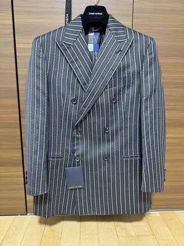 Louis Vuitton Suit