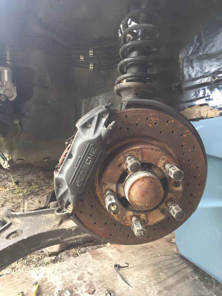 Porsche 968  Front  suspension Right or left   Brembo Brakes Porsche 944 924 - Image 3 of 4