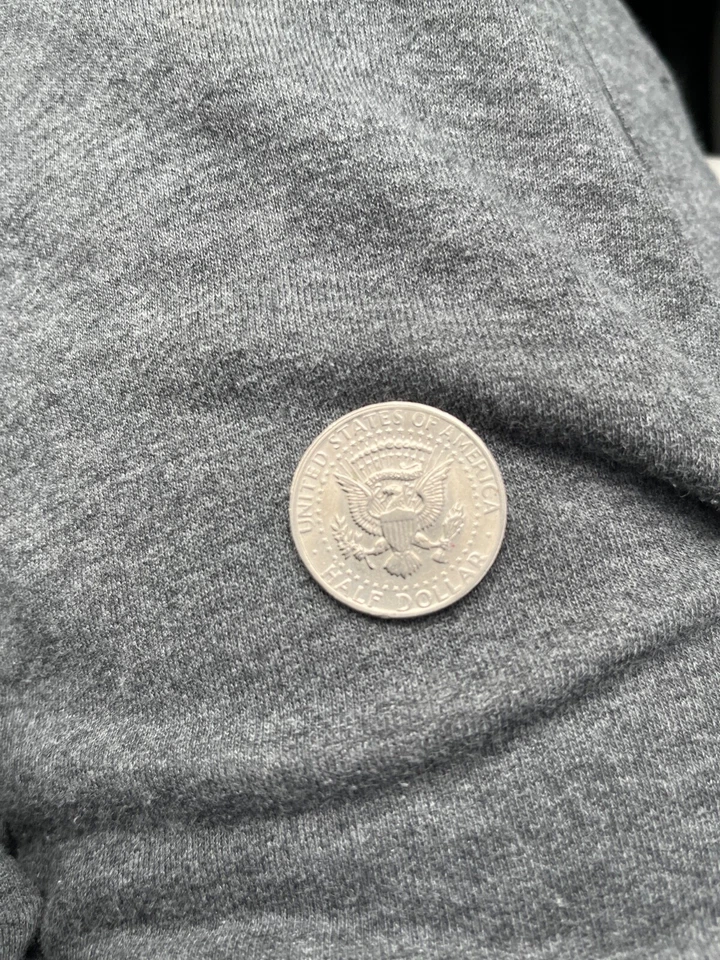 1977 Kennedy Half Dollar Uncirculated No Mint Mark Free Shipping - Image 2 of 2