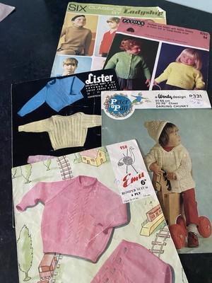 5 4-fädige Chunky & DK Kinder Pullover & Strickjacken Strickmuster 