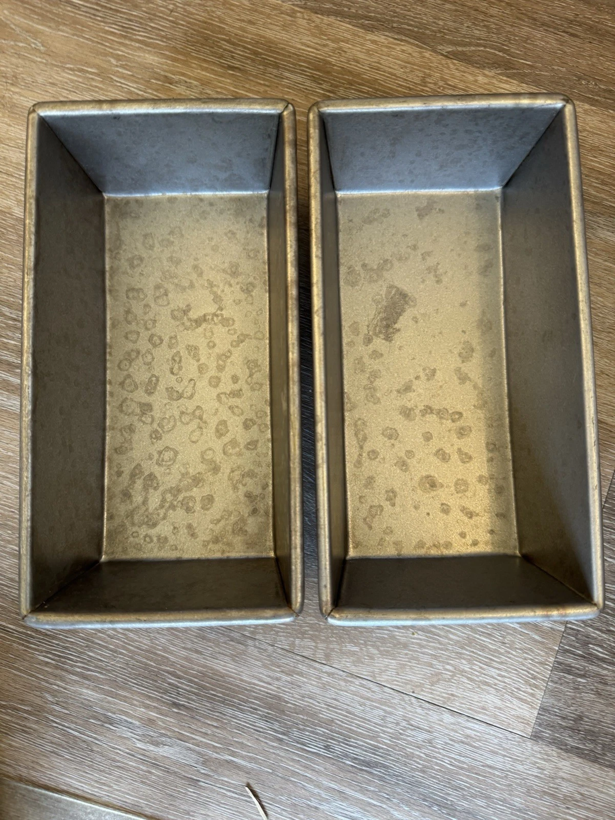 Chicago Metallic Loaf pan 9" X 5" Lot Of 2