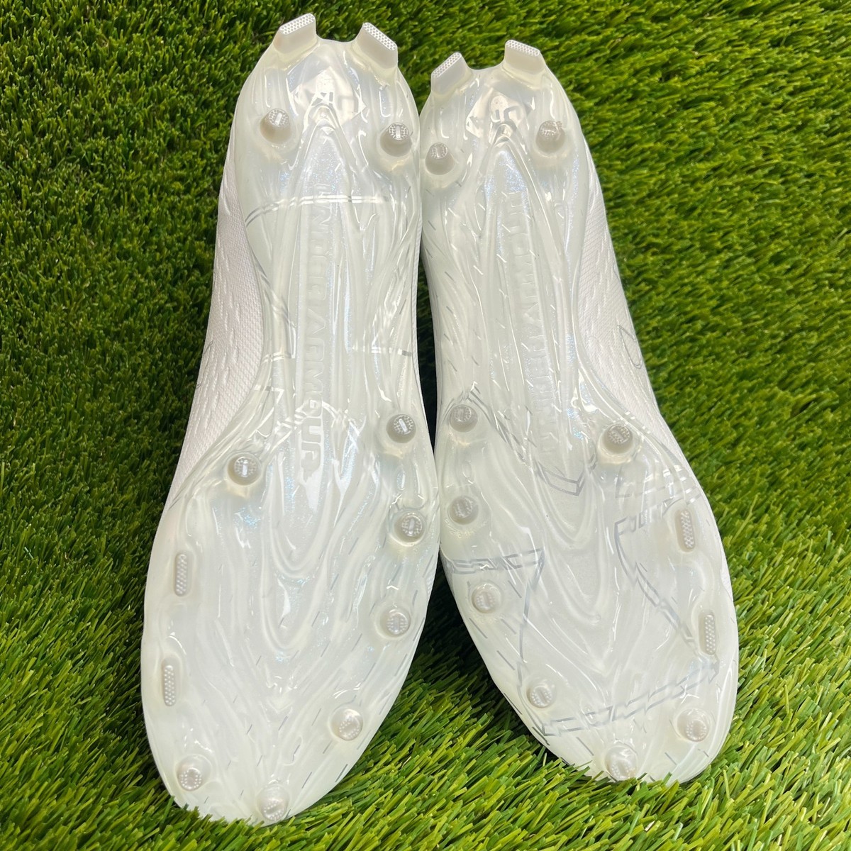 Under Armour Spotlight Lux MC 2.0 Football Cleats, White, Mens 9.5 Under Armour Spotlight Lux MC 2.0 White | Mercari main image 2
