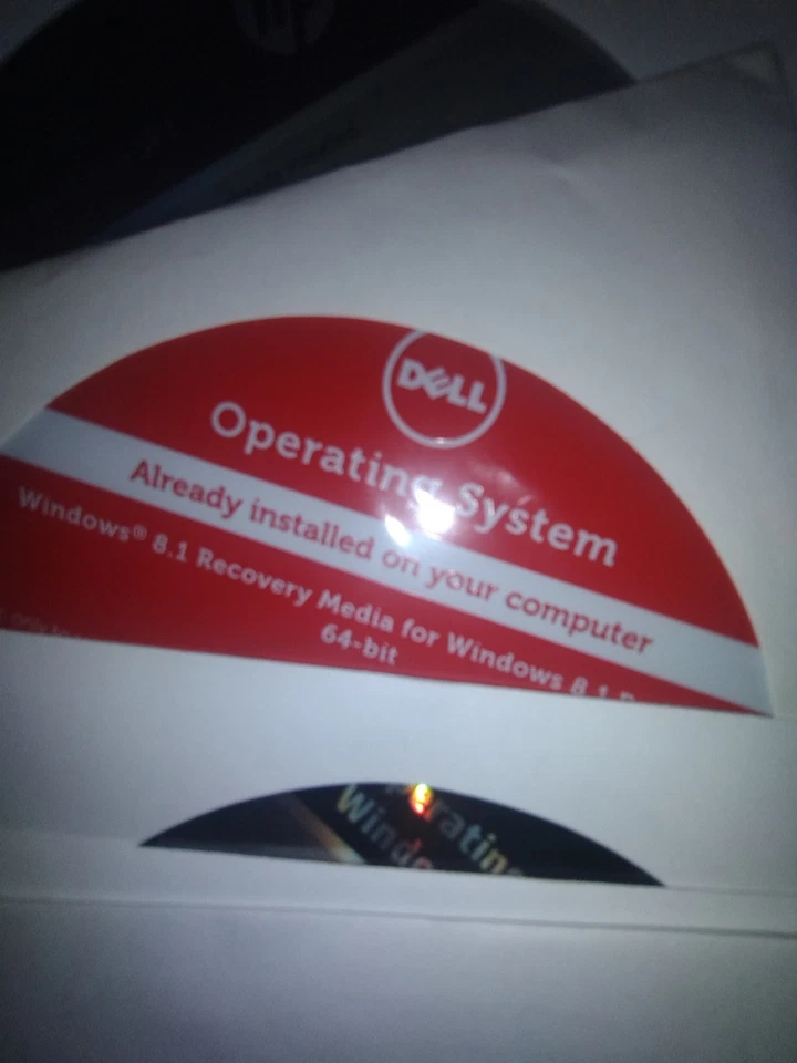 Bulk Lot Over 50 Pieces Dell/HP WIndows 7/8/10 Operating System/System Recovery - Image 4 of 4
