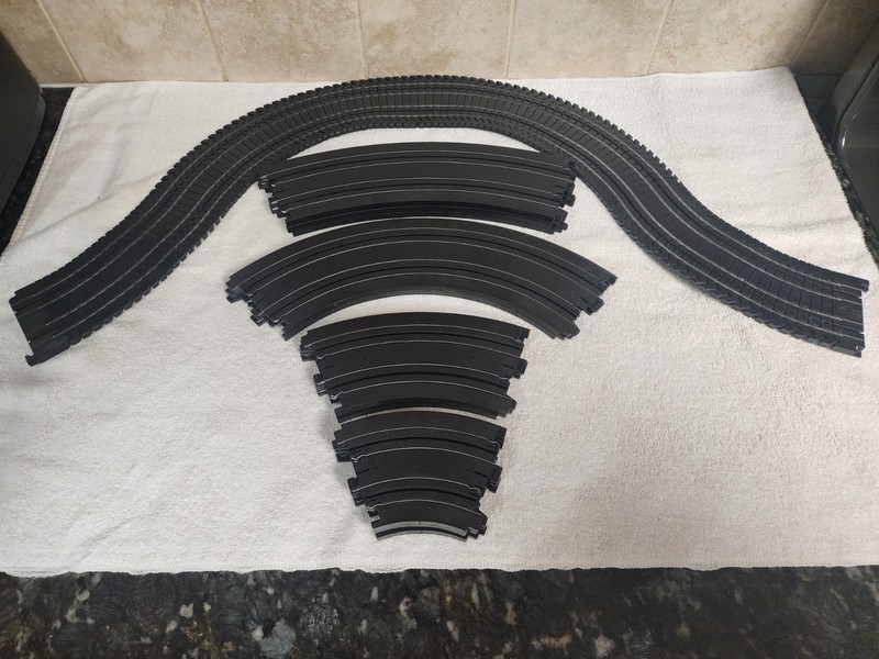 Vintage Aurora Tomy HO SCALE 3ft FLEX TRACK PLUS 12 VARIOUS CURVES