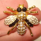 Vntg Gold Tone Bee Insect Fly Bug Wings Rhinestones Costume Jewelry Brooch Pin