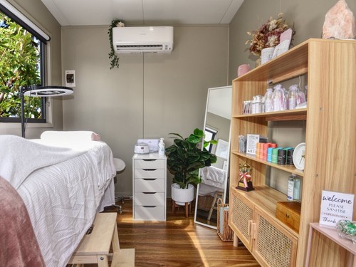 Portable Bedroom / Beauty Salon / Office for hire - Picture 8 of 8