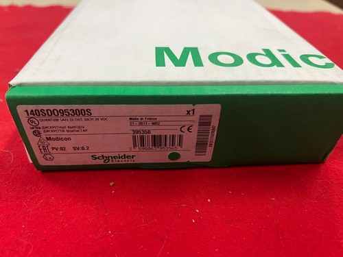 Schneider Modicon 140SDO95300S safety dc discrete output module 140-SDO-953-00S - Picture 2 of 3