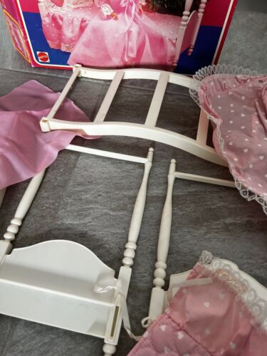 Letto a baldacchino Barbie Mattel 1982 vintage Anni 80 Capony bed - Foto 5 di 16