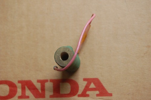 NOS Honda C50 C70 Cub Cylinder Head Cover Gasket Resistor 2x Exhaust Flange - Picture 8 of 9