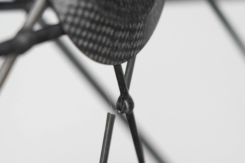 LIGERO ESTÁNDAR DELANTERO CARBONO LLANTA FRENO TUBULAR 20 AGUJEROS Foto 4 de 4