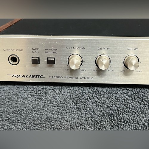 Vintage REALISTIC Stereo Reverb System Model 42-2108 Silver Face Powers On - Picture 4 of 7