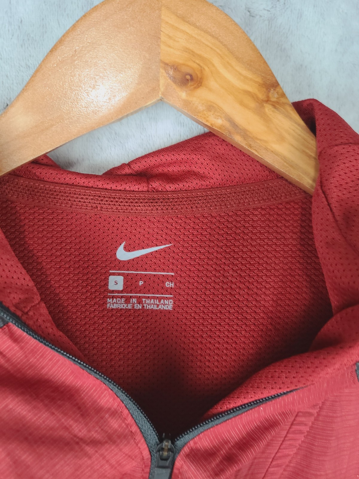 SACAI X NIKE Giacca Oklahoma Sooners uomo piccola Nike NCAA calcio pullover con cappuccio sul campo