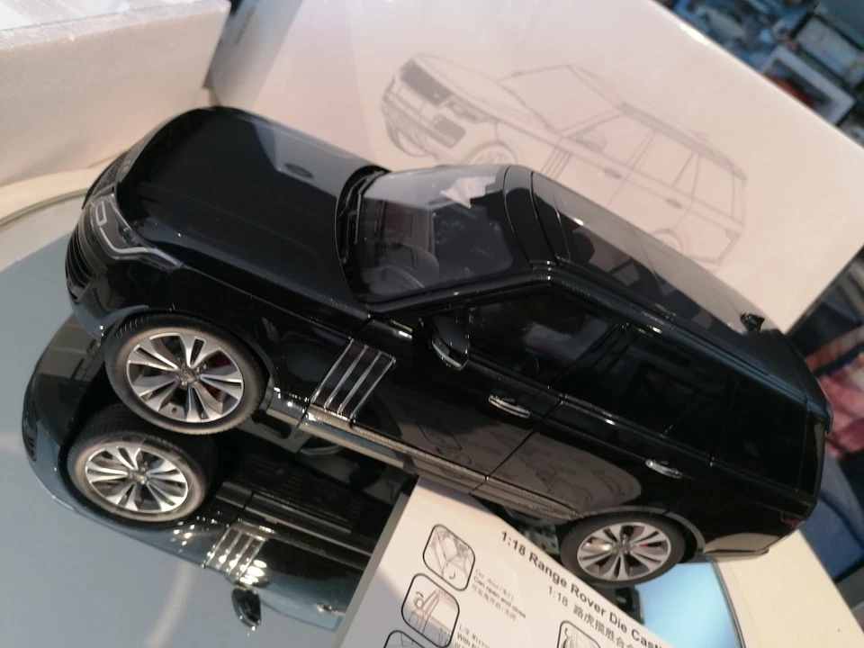 LCD Models 1/18 Range Rover Autobiography First Edition 2020 Black Met MINT Box - Immagine 4 di 4