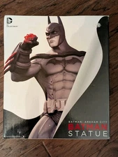 Batman Arkham City Statue – DC Direct – Dave Cortes – Cold Cast Porcelain