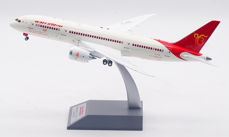 Inflight 1:200 アンゴラ航空 B787-9 D2-TEQ Inflight 1:200 アンゴラ航空 B787-9 D2-TEQ - メルカリ