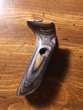 Hoyt Impugnatura ad arco in legno destrorsa