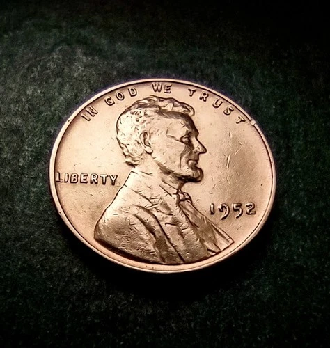 1952  Lincoln Wheat 1 Cent Penny  Rare  VINTAGE   Good Condition  FREE SHIPPING