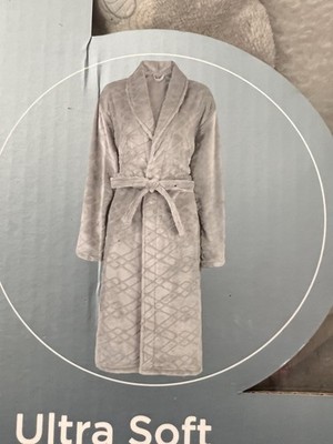 Wayland Square Ultra Soft Plush Flannel Bath Robe -Light Gray- New In Box