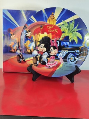Disney MGM Studios ''Club Daisy Mickey & Minnie Mouse'' Collectors Plate (1987)
