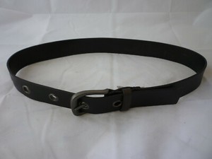 gap black leather belt