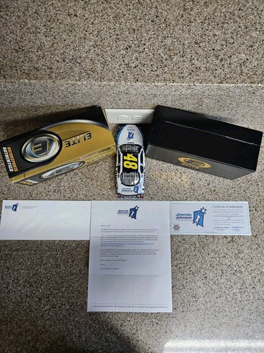 JIMMIE JOHNSON 2006 #48 LOWE'S JIMMIE JOHNSON FOUNDATION AUTOGRAPHED ELITE - Picture 18 of 24