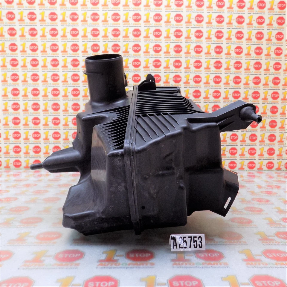 2007-2012 NISSAN SENTRA AIR CLEANER BOX ASSEMBLY 16500-ET00A OEM - Изображение 3 из 4